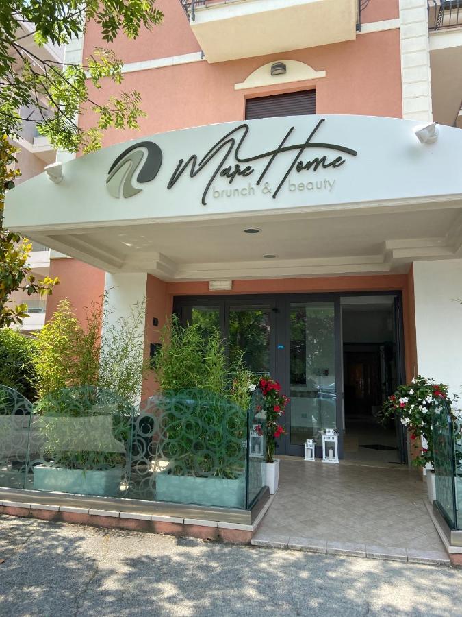 4 Central Hotels Close to Marineria Museum in Cesenatico