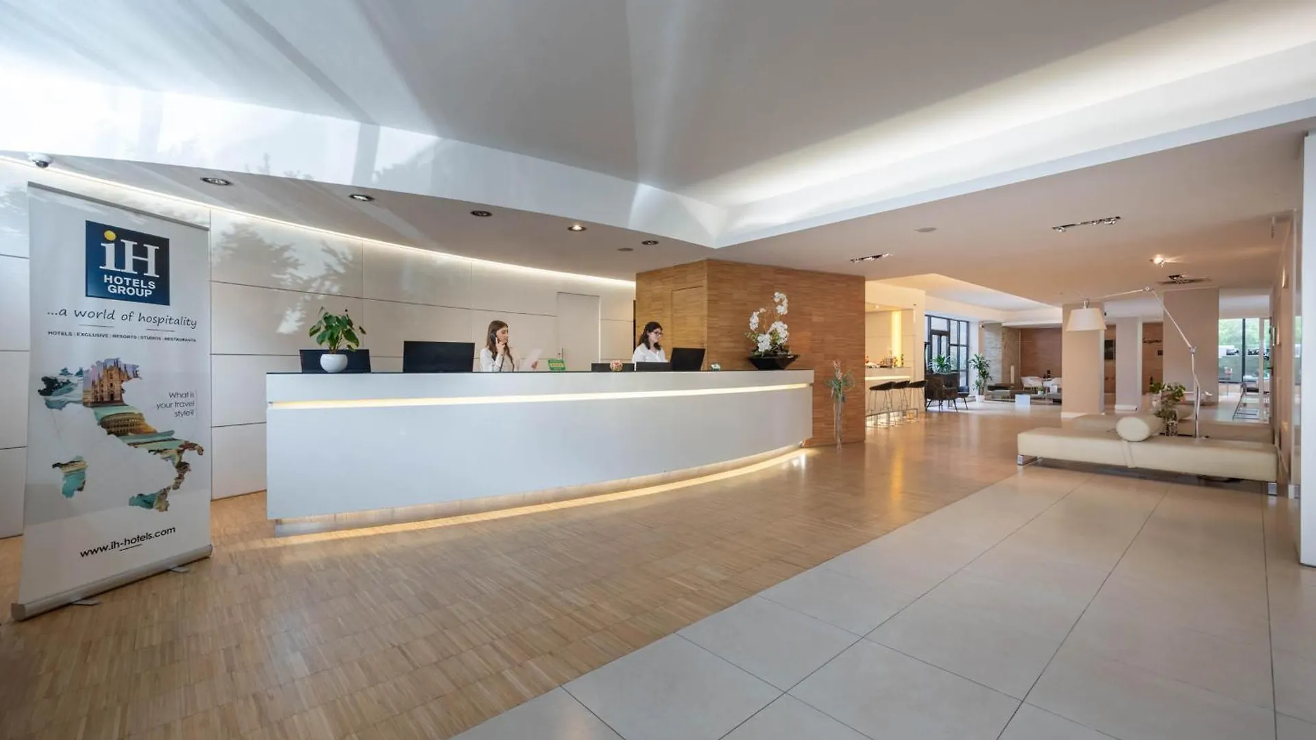 4 Smart iH Hotels Near Torre Branca Worth Booking