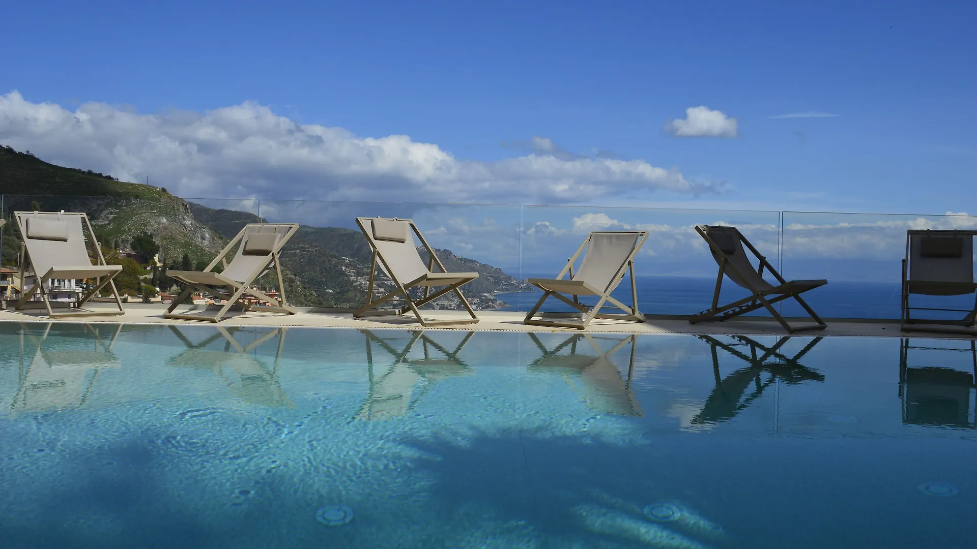 Staying Near Corso Umberto: 15 Central Taormina Hotels Compared