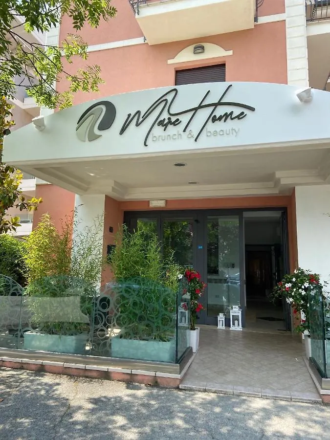4 Central Hotels Close to Marineria Museum in Cesenatico